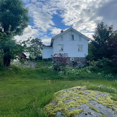 Holiday home Gjeving Tvedestrand